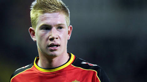 一场篮球比赛的争议瞬间：肘击事件背后的真相（肘击引爆赛场争议：背后真相还原）