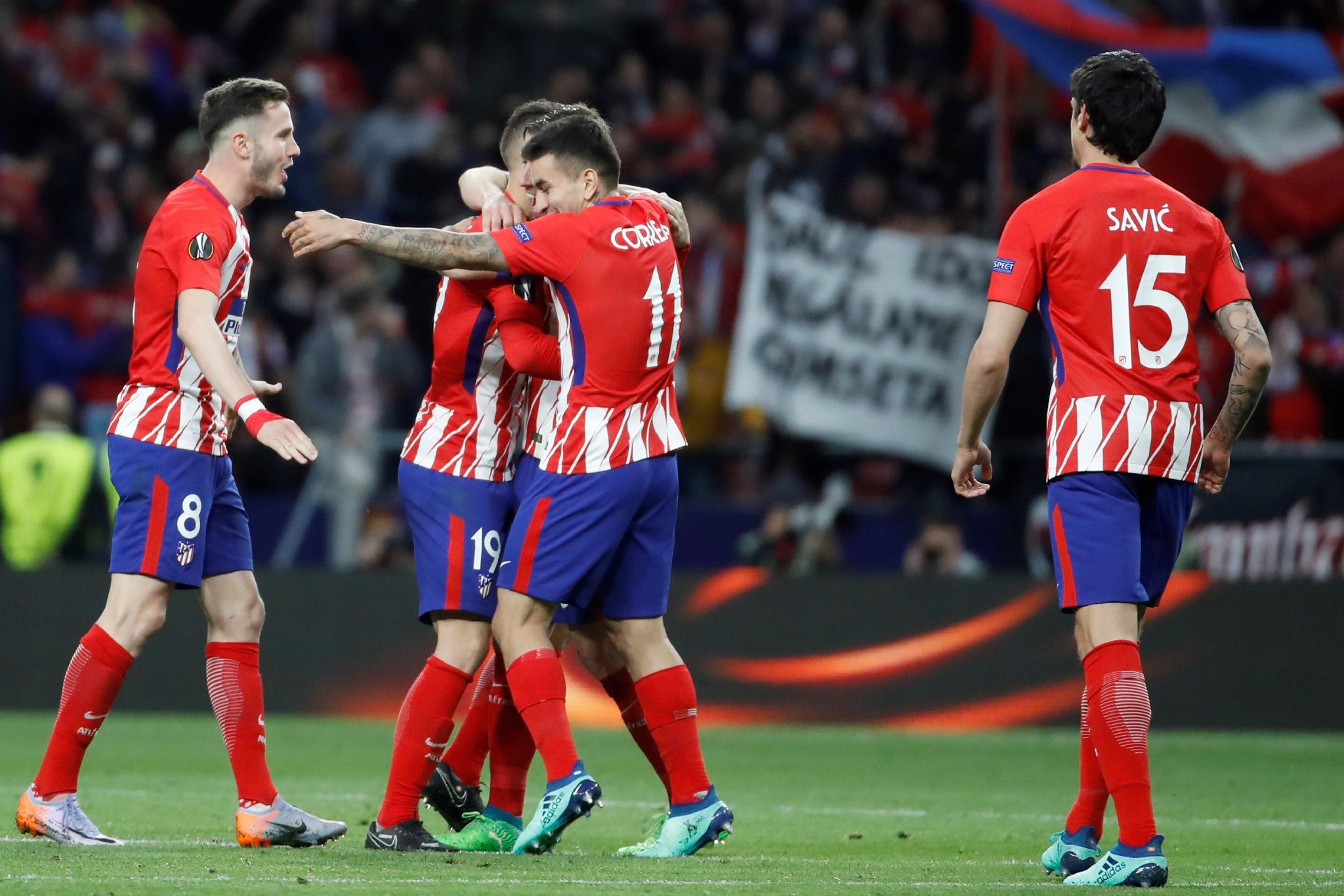 芝加哥小熊队著名的“瑞格利球场常春藤”在 1940 年代初已成为标志性景观