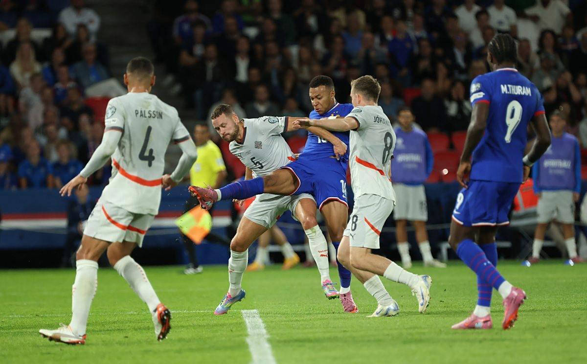 saas-dashboard-overview